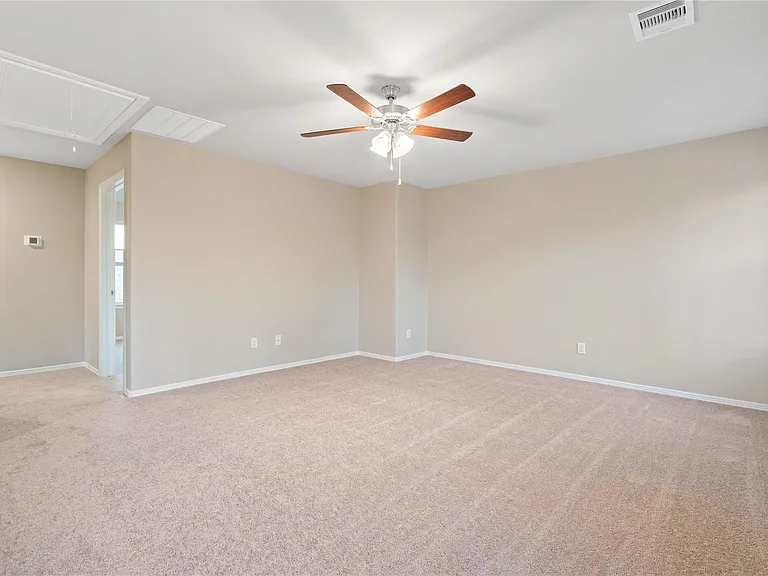 10714 Catclaw Ct — Photo 16