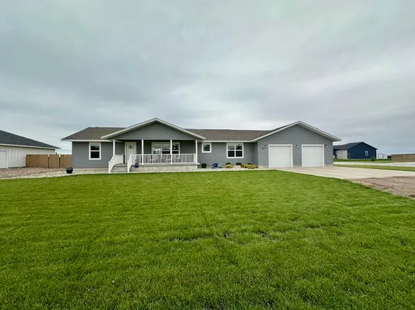 1511 N 3rd St, Cimarron, KS 67835