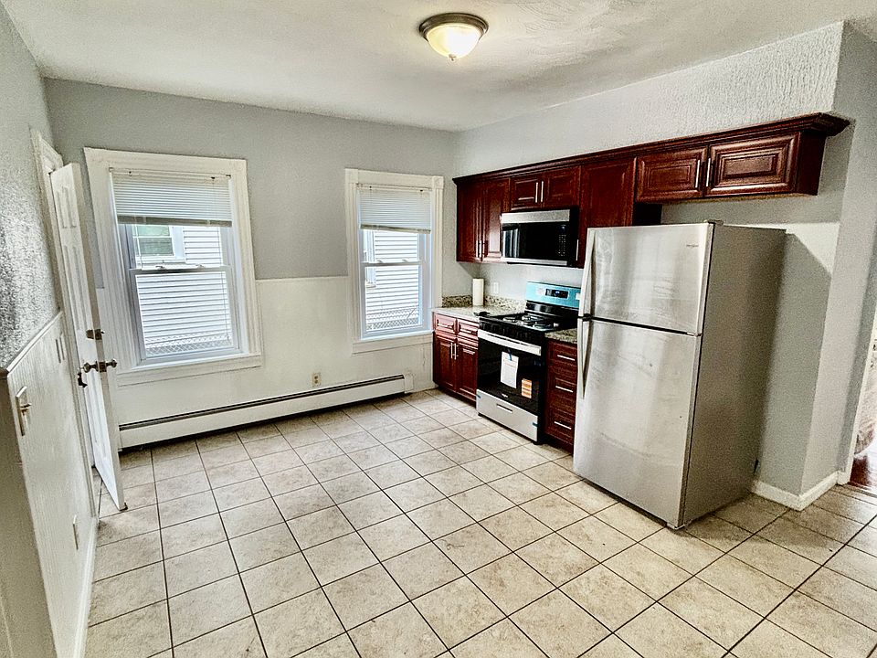 1st image of 267 Prospect St #1