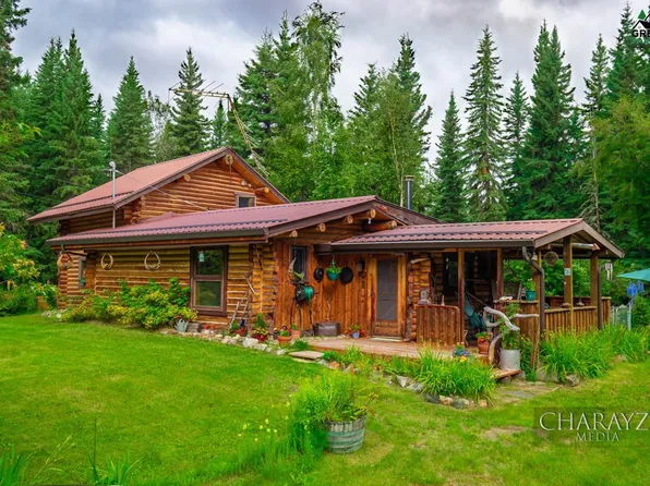 2593 Benshoof Dr, Fairbanks, AK 99705