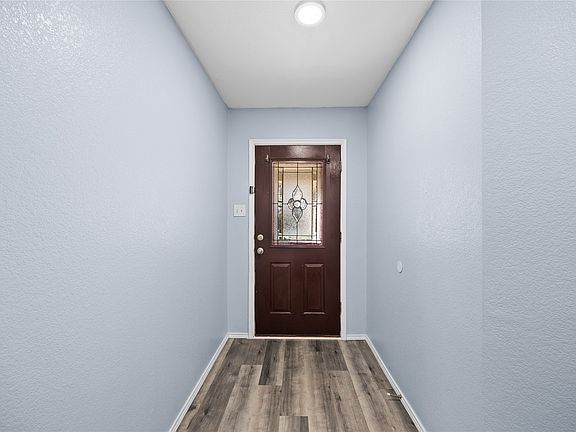 4th image of 3706 Wolf Creek Ln
