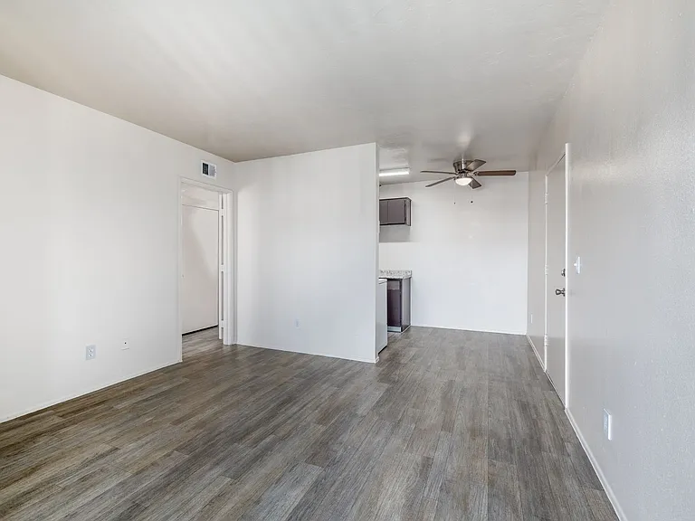 Santuario Apartments — Photo 14