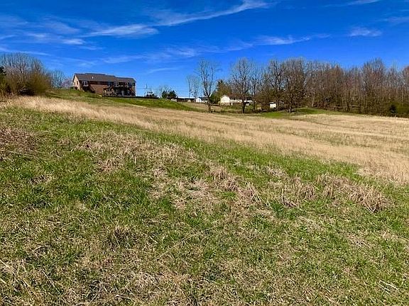 3rd image of Ridgedale Dr