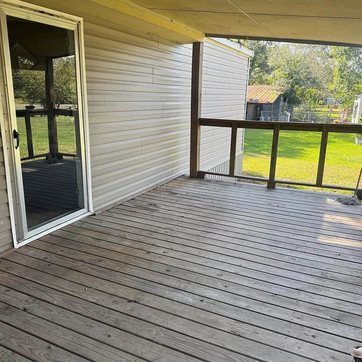3 bed, 2.0 bath, 1140 sqft, $1,200 — Photo 3