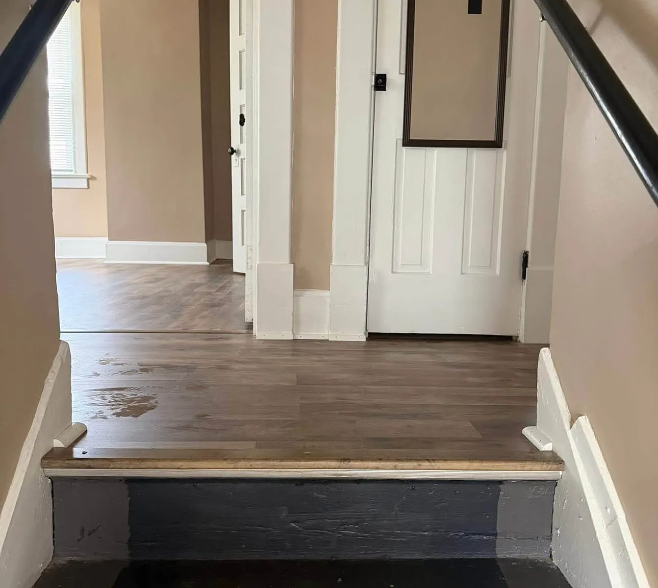 2 bed, 600 sqft, $900 — Photo 1
