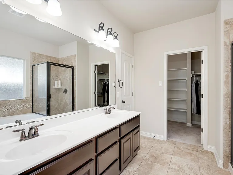 4211 Oldenburg Ln — Photo 31