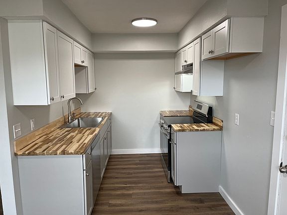3rd image of 3465 S Campbell Ave #42
