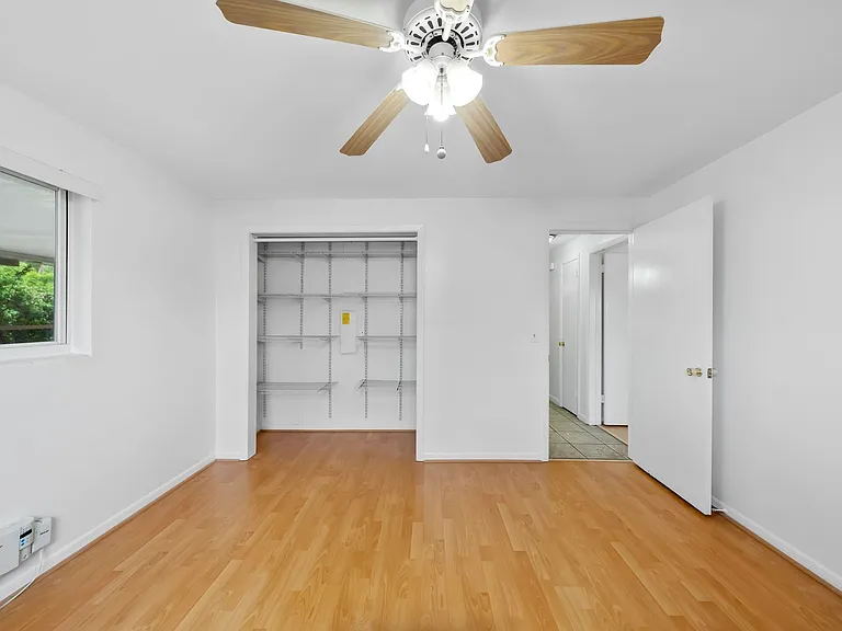 1812 Lady Mary Dr — Photo 18