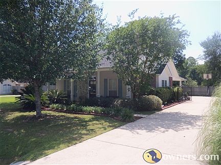 1st image of 32585 Madeline Dr