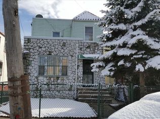 23150 Mentone Ave, Springfield Gardens, NY 11413