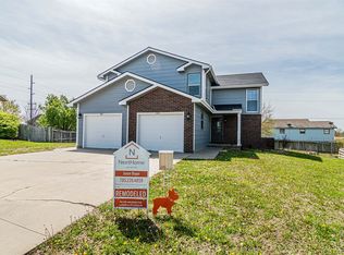 1813 Commanche Ct, Junction City, KS 66441
