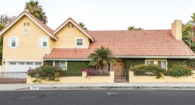 1st image of 4486 Winnetka Ave