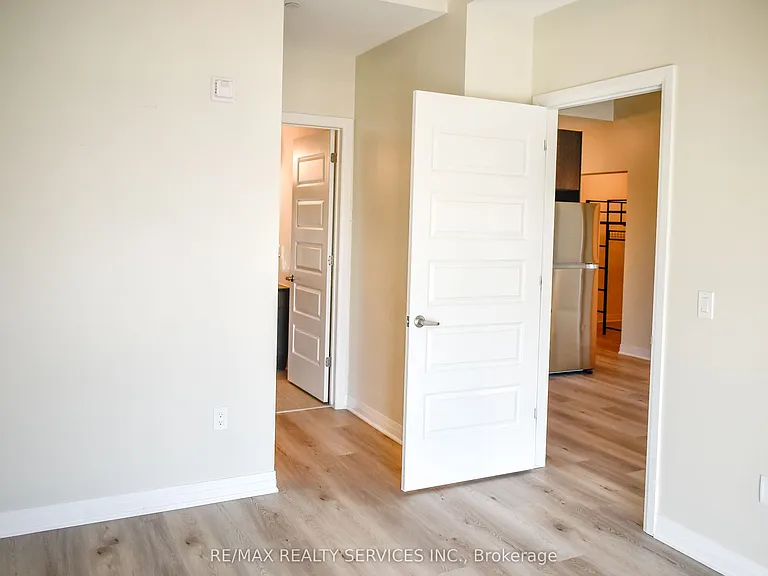 490 Gordon Krantz Ave #614 — Photo 19