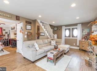 1632 Amosland Rd, Prospect Park, PA 19076