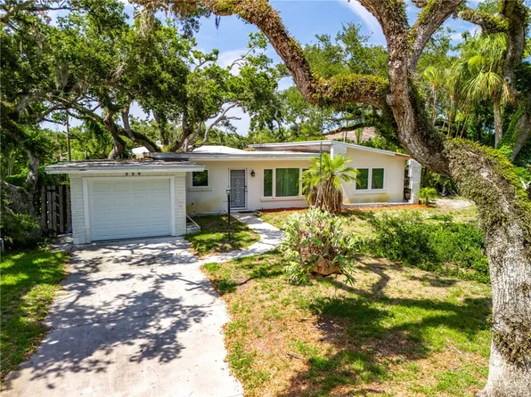 529 Camelia Ln, Vero Beach, FL 32963
