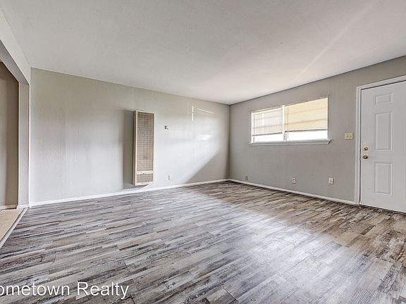 5th image of 131 SE 42nd St APT 1