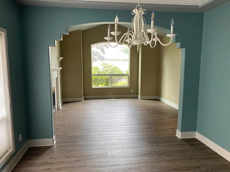 6616 Parkshadow Ct NE — Photo 5