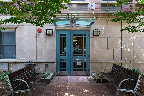 Sold by Statis Realty LLC | media 18