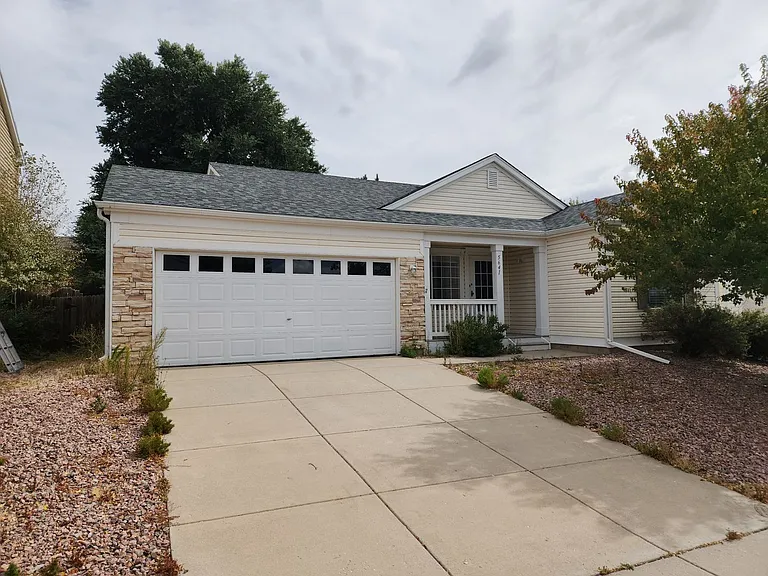 5641 Tomiche Dr — Photo 1