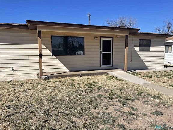 2nd image of 801 Sandia St