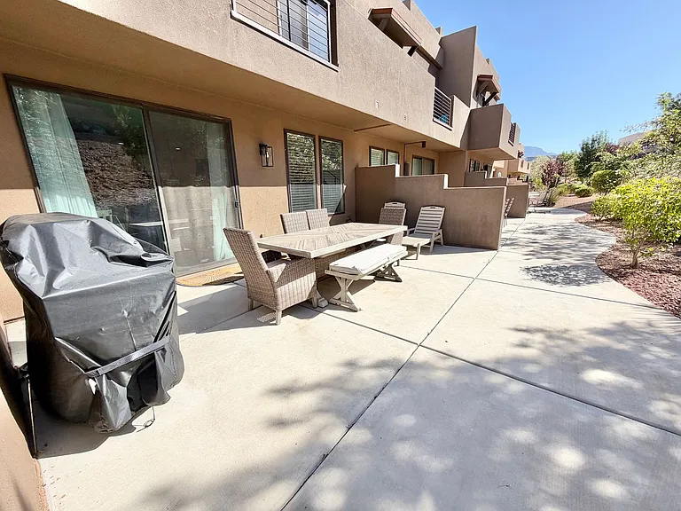 4802 N Winged Foot Dr — Photo 33