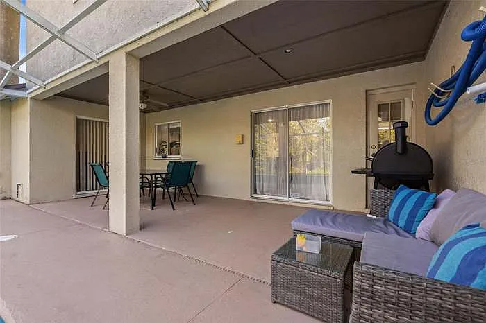 1352 Distant Oaks Dr — Photo 13