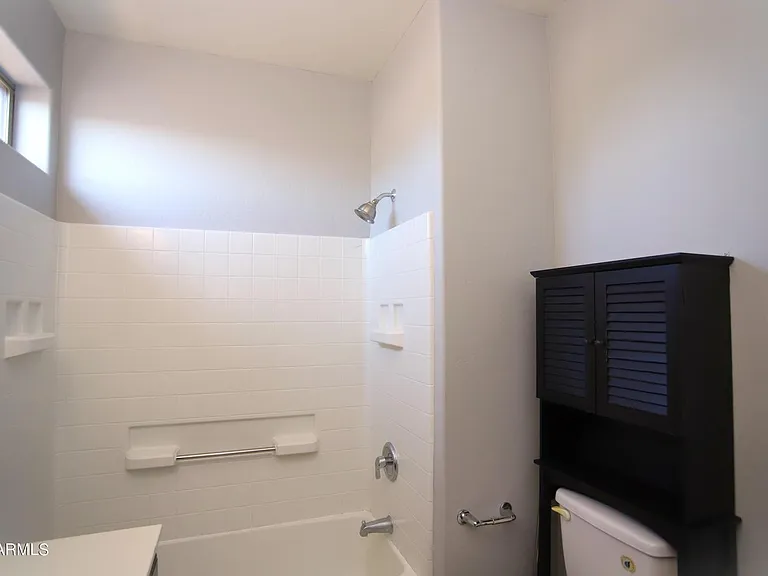 2840 S Miller Dr — Photo 27