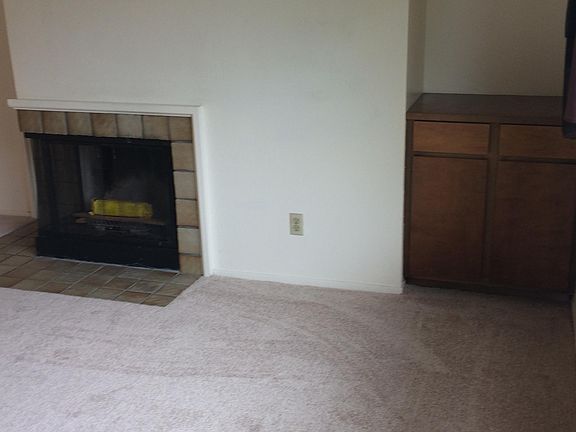 5th image of 4671 Albany Cir APT 148
