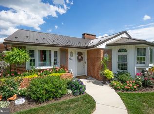 211 S Franklin St, Red Lion, PA 17356
