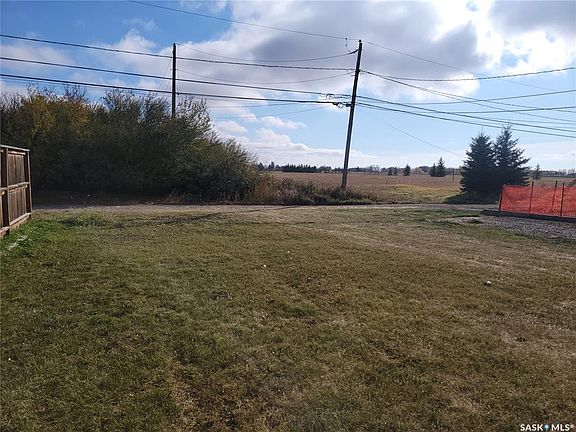 5th image of 708 2nd St W