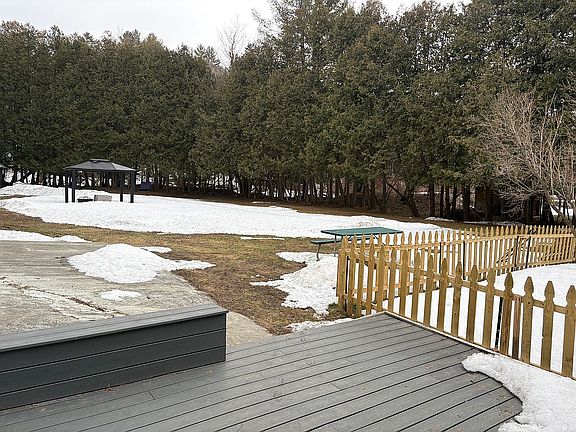 2nd image of 870 S Barre Rd