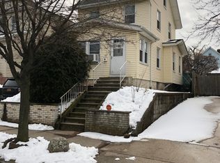 18 Burnside Ave, Staten Island, NY 10302