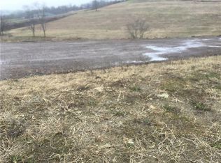 369 Durst Rd, North Huntingdon, PA 15642