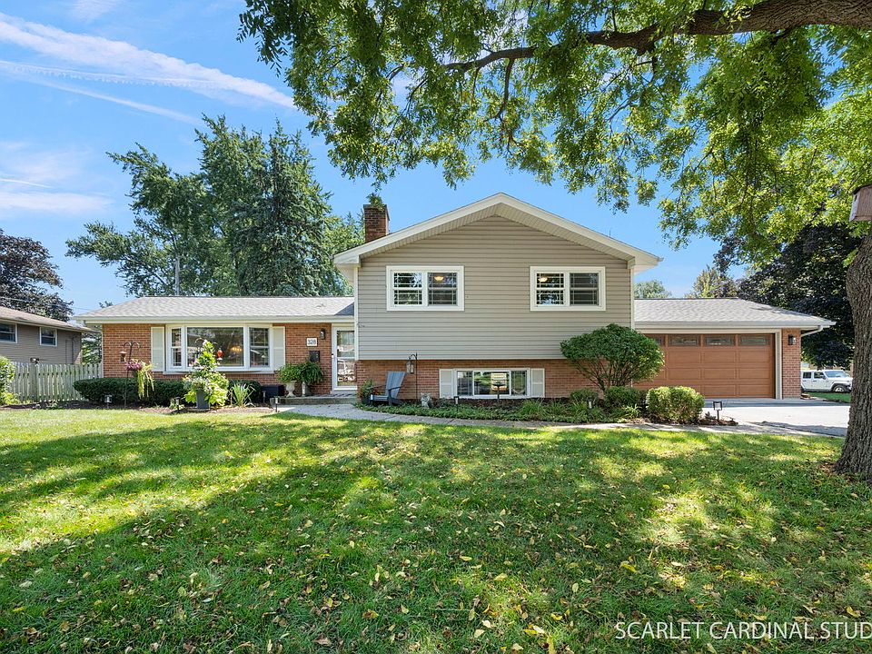 1st image of 328 Spruce Dr
