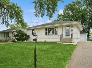 1841 Pennsylvania Ave S, Saint Louis Park, MN 55426