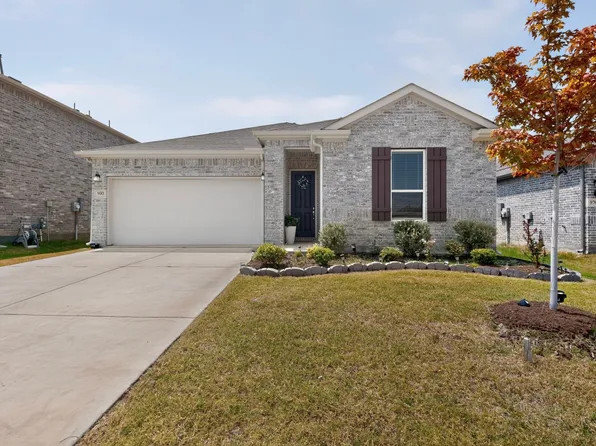 980 Burnett Dr, Aubrey, TX 76227