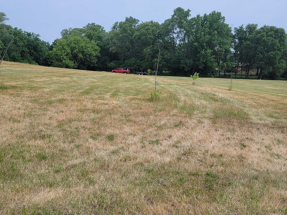 2nd image of Flatwillow Dr
