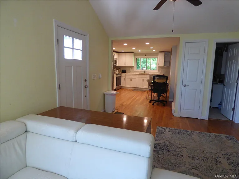 156 Brook Trl — Photo 5
