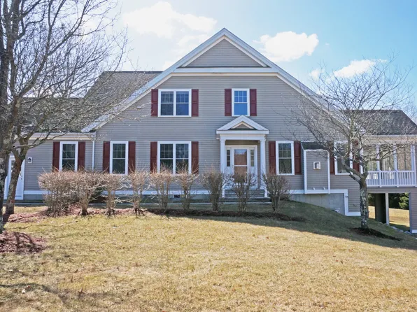 10 Margaux's Way, Norfolk, MA 02056