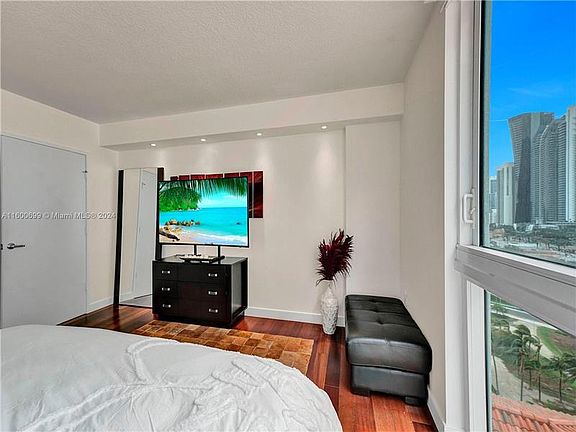 4th image of 150 Sunny Isles Blvd Unit 1901