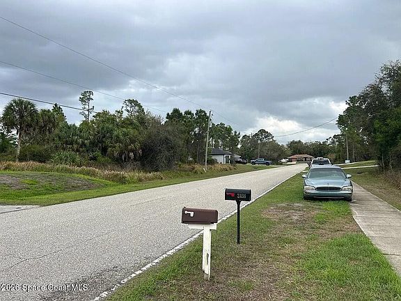 5th image of 2497 Nordendale Blvd