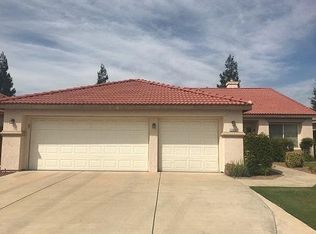 11404 Yellowstone River Dr, Bakersfield, CA 93311