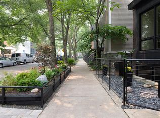 1742 W Crystal St #2, Chicago, IL 60622