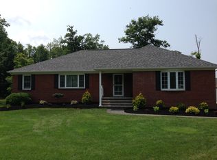 5556 Draudt Rd, Orchard Park, NY 14127