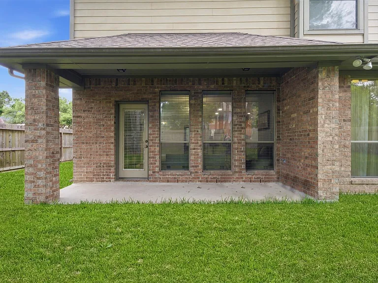 3331 Lost Maple Forest Ct — Photo 36