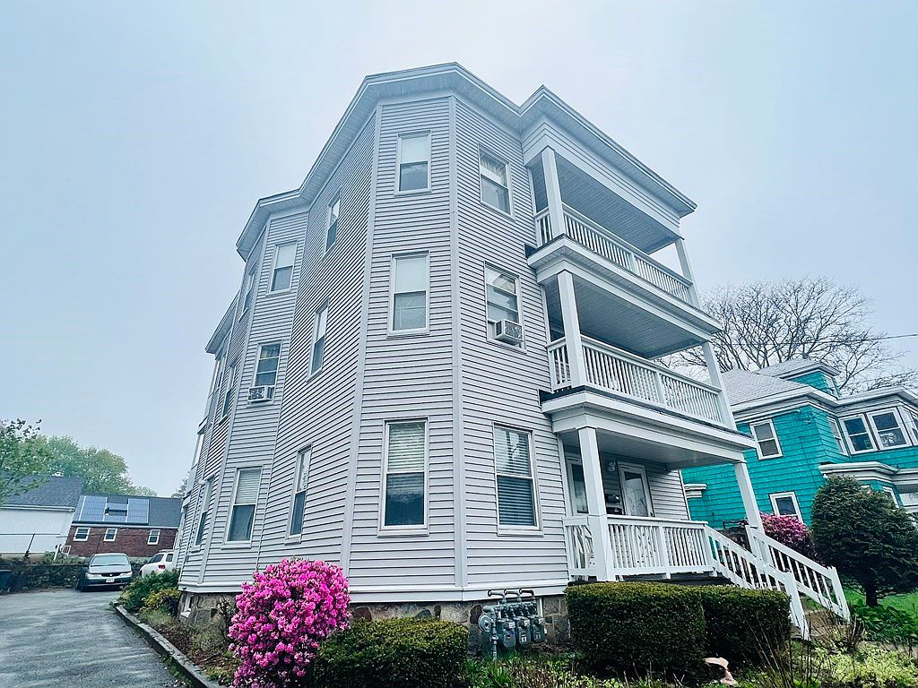 377 Ash St, Brockton, MA 02301 Zillow