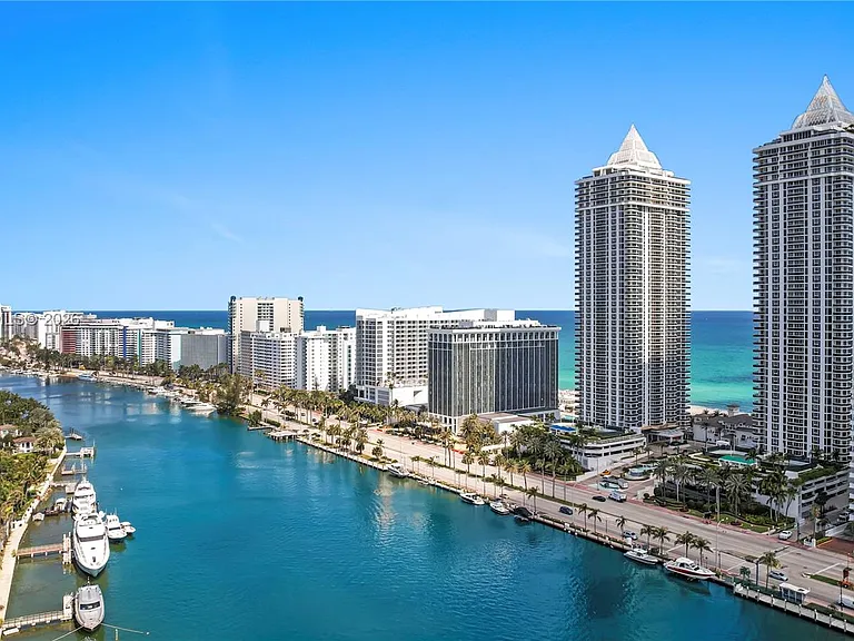 4775 Collins Ave #1804 — Photo 42