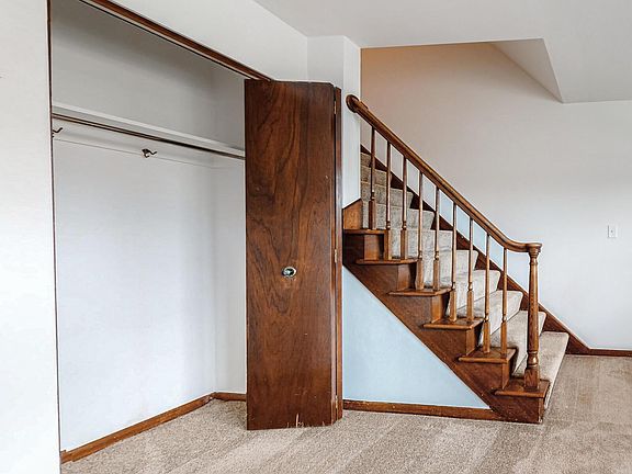 5th image of 501 Goshen Ct #501