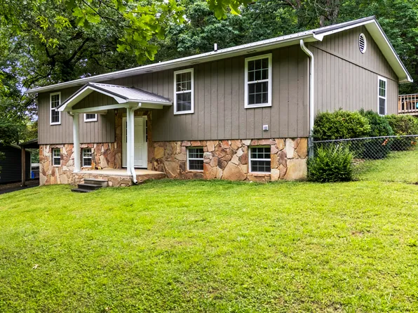 141 Hillview Dr NE, Cleveland, TN 37323