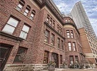 11 Saint Joseph St #804, Toronto, ON M4Y 3G4